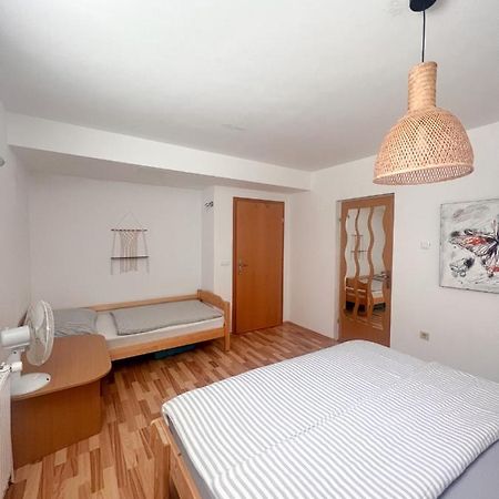 Lovely Basement Rental Bled Exterior foto